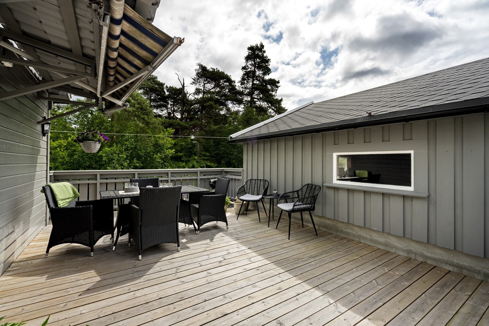 Romslig leilighet med perfekt beliggenhet nær Groos, Universitetet i Agder, Grimstad sentrum og populære bade- og turområder Galleribilde