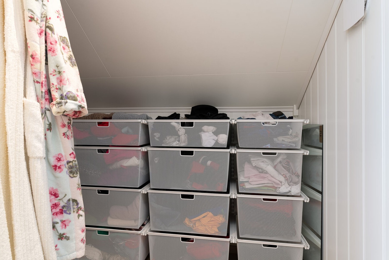 Walk-in-closet tilhørende hovedsoverommet. Galleribilde