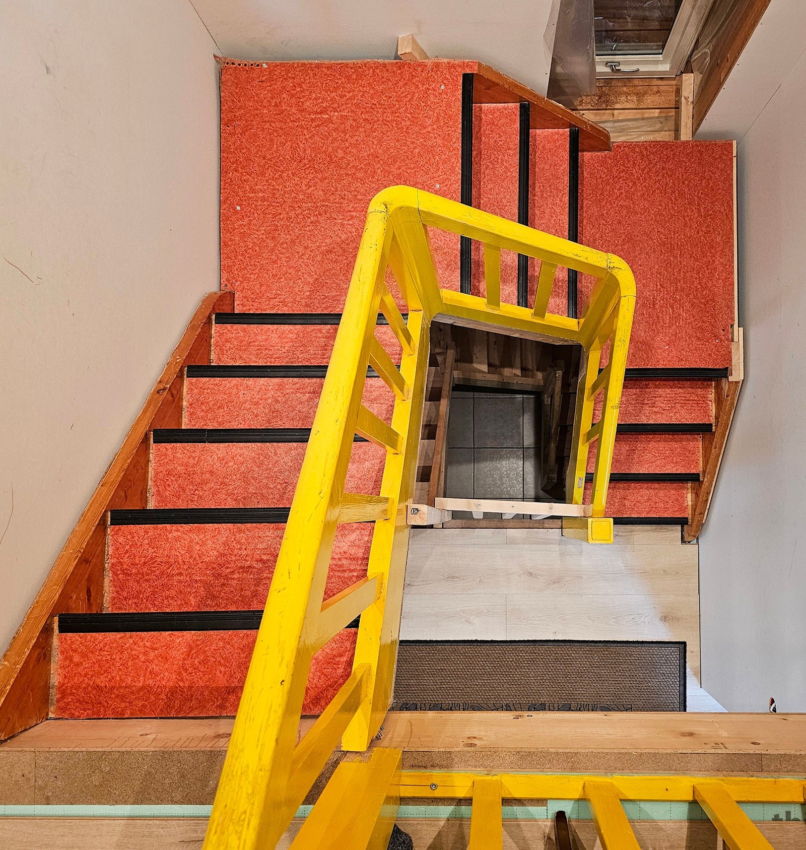 Trappegang sett fra 2. etasje. Galleribilde