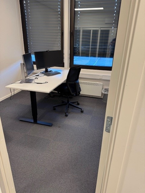 Kontor enkelt 2 Galleribilde