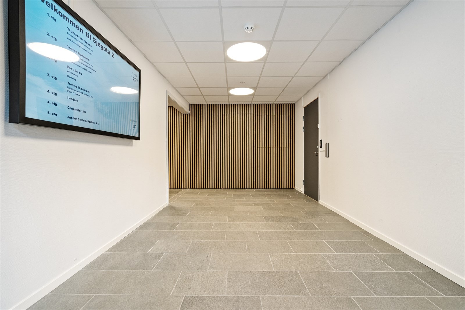 Inngangspartiet i bygget er nylig renovert Galleribilde