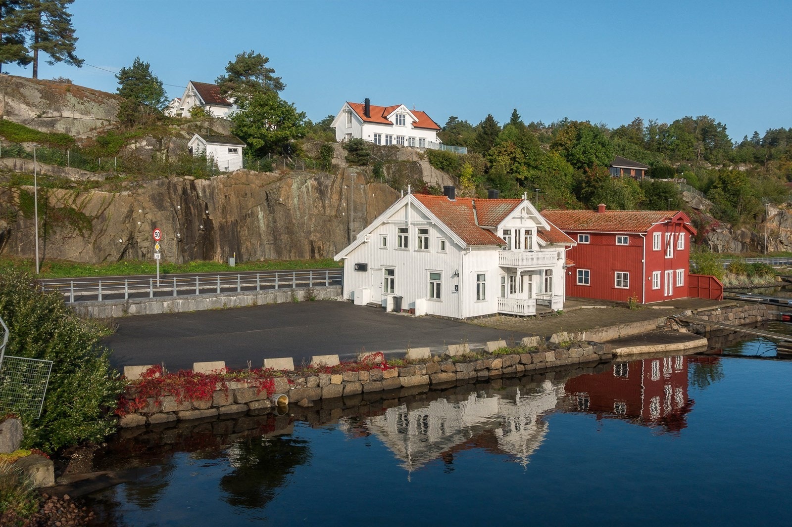 Fasade mot sjøen Galleribilde