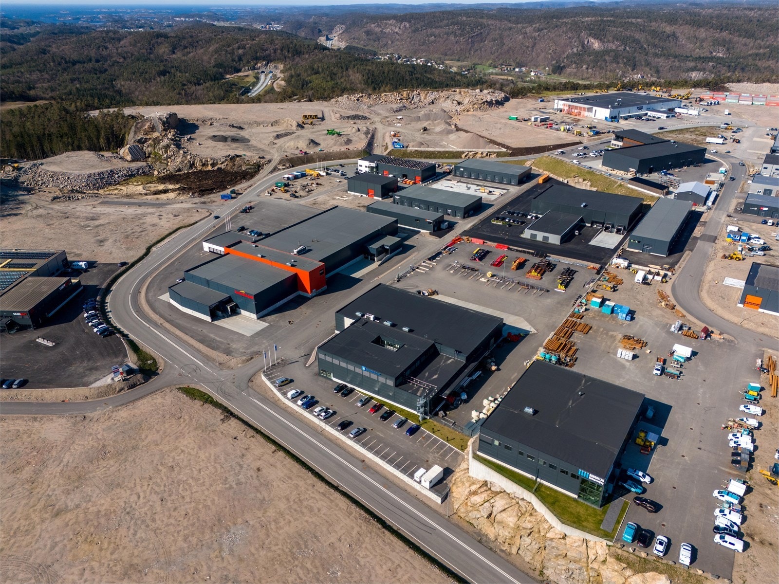 Eiendommen sett fra sør Galleribilde