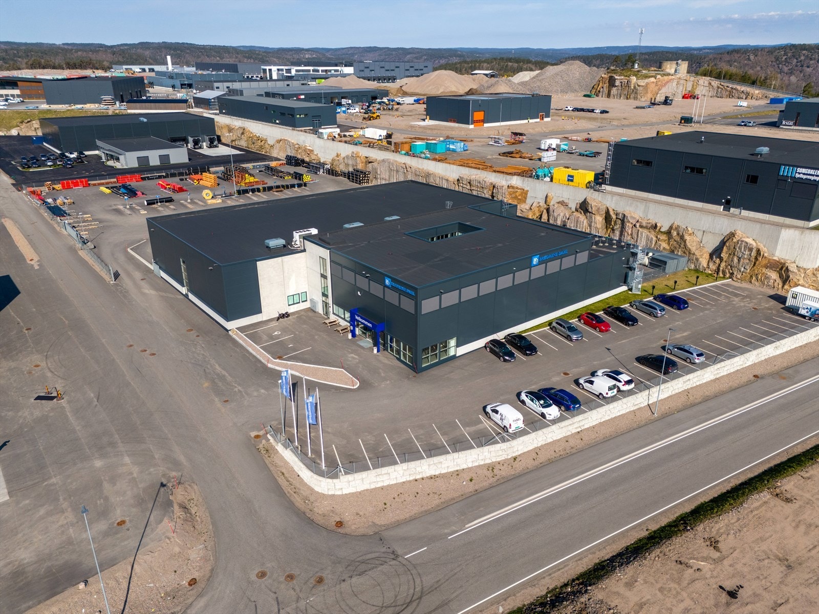 Godt logistikk og parkering Galleribilde