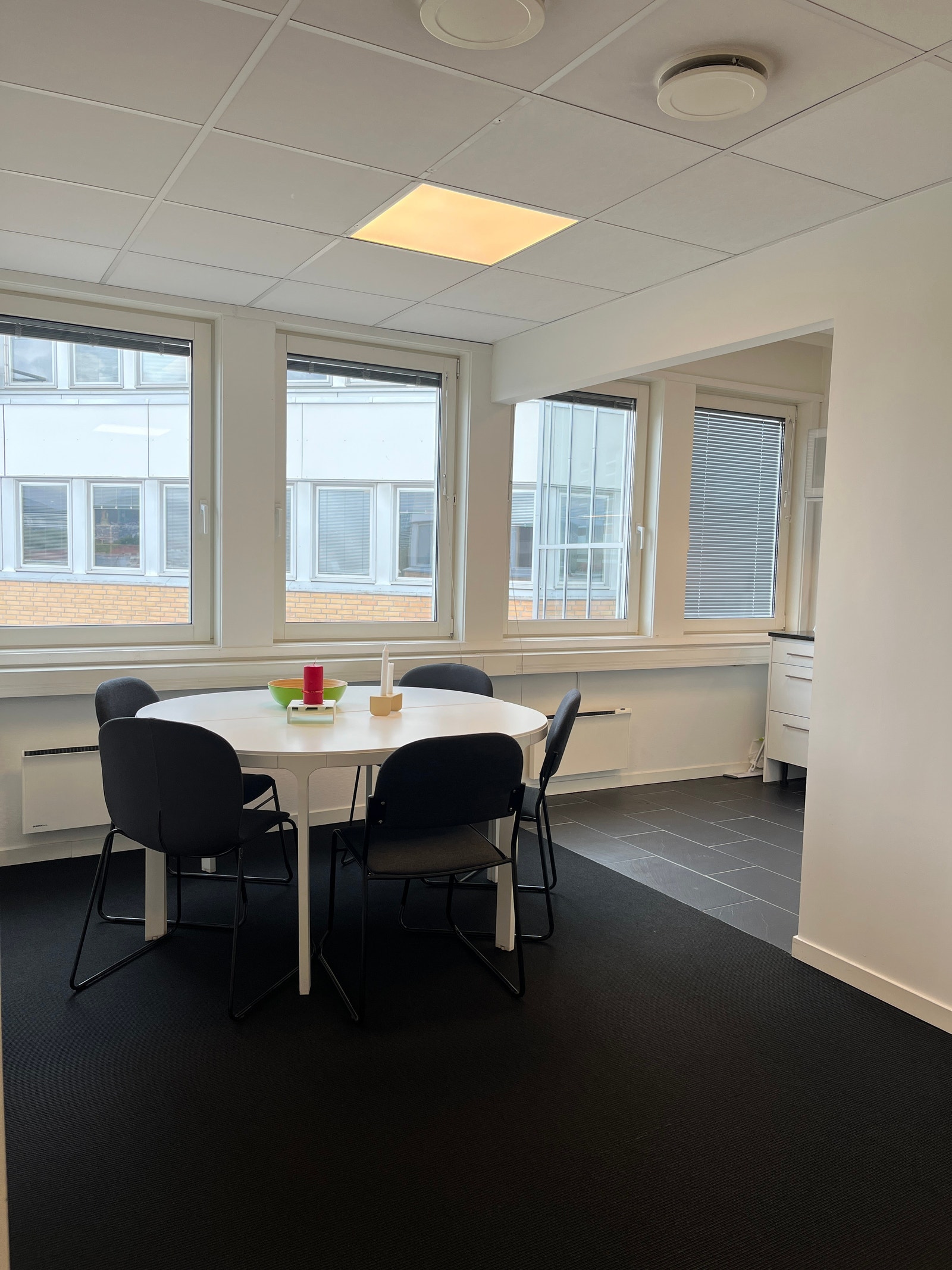 Sosialsone/spiseplass Galleribilde