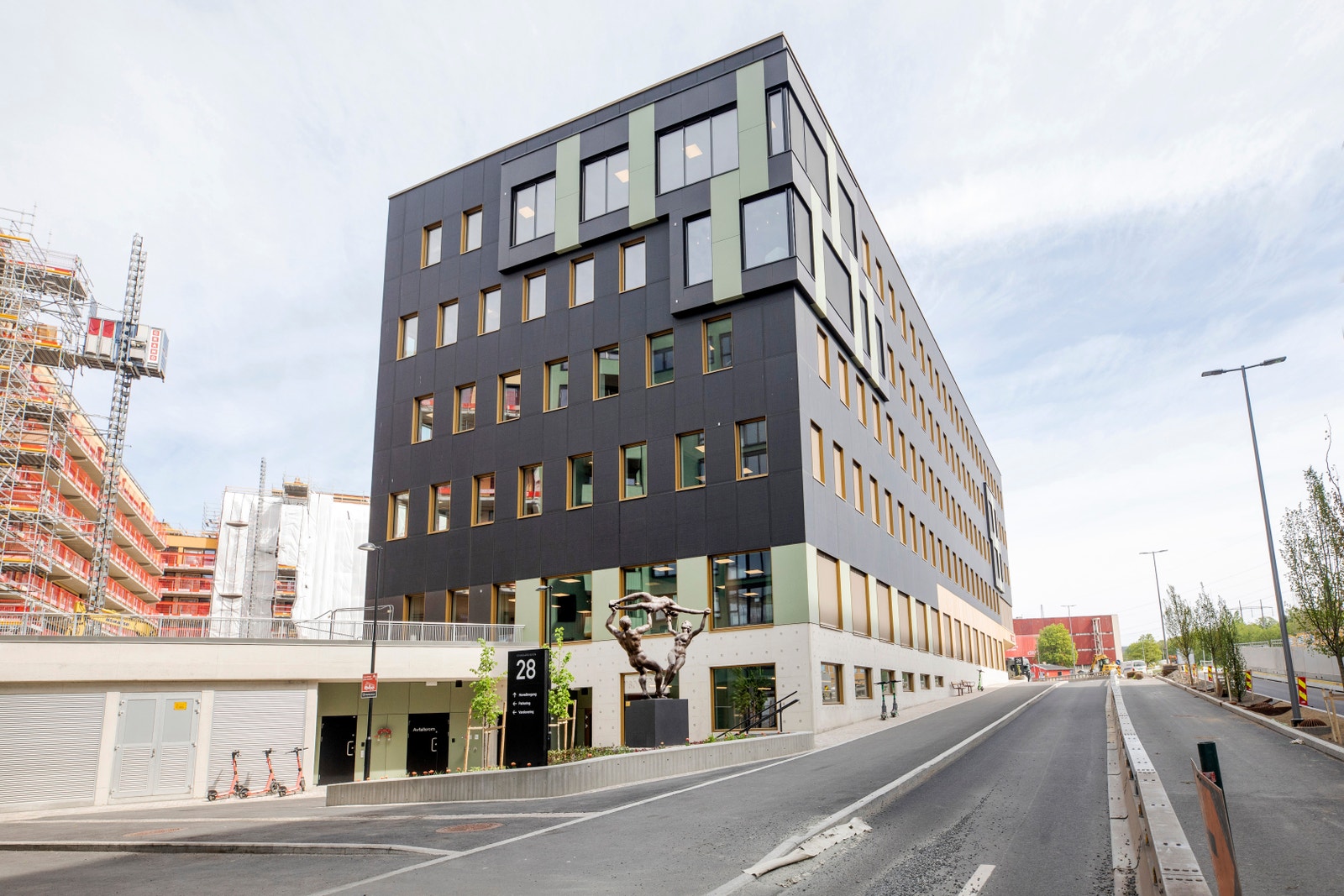 Standardveien 28 - et unikt og annerledes miljøbygg på Ulven! Galleribilde