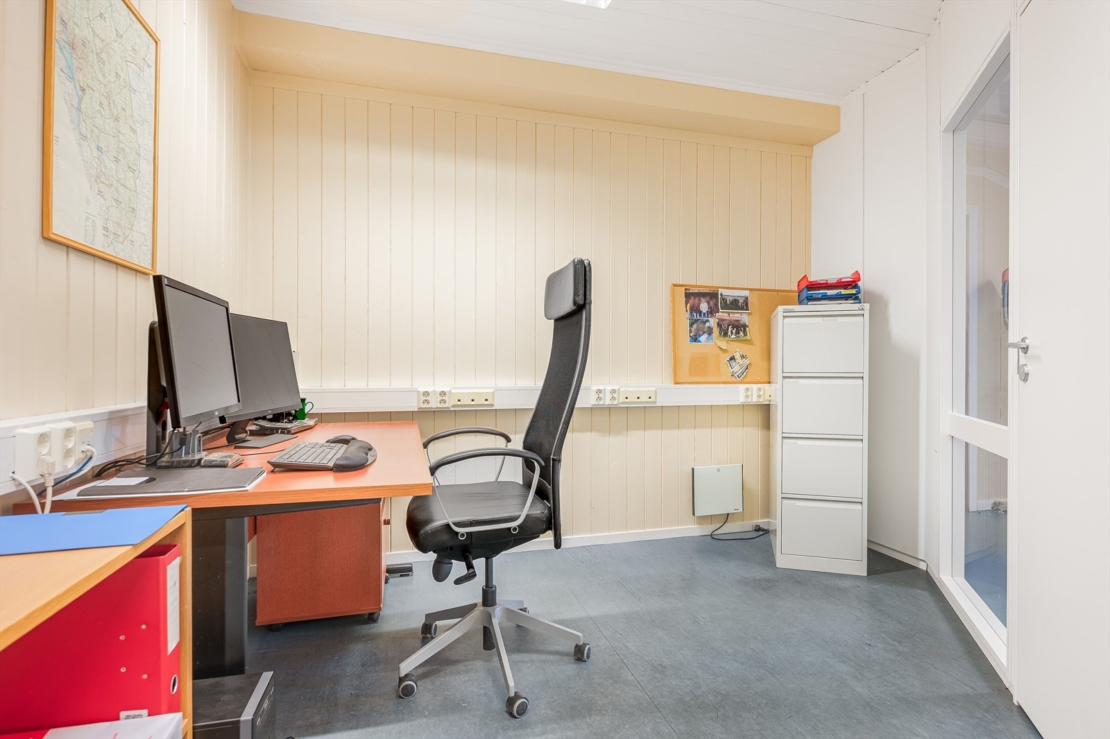 Næringslokale/kontor i 1. etasje. Galleribilde