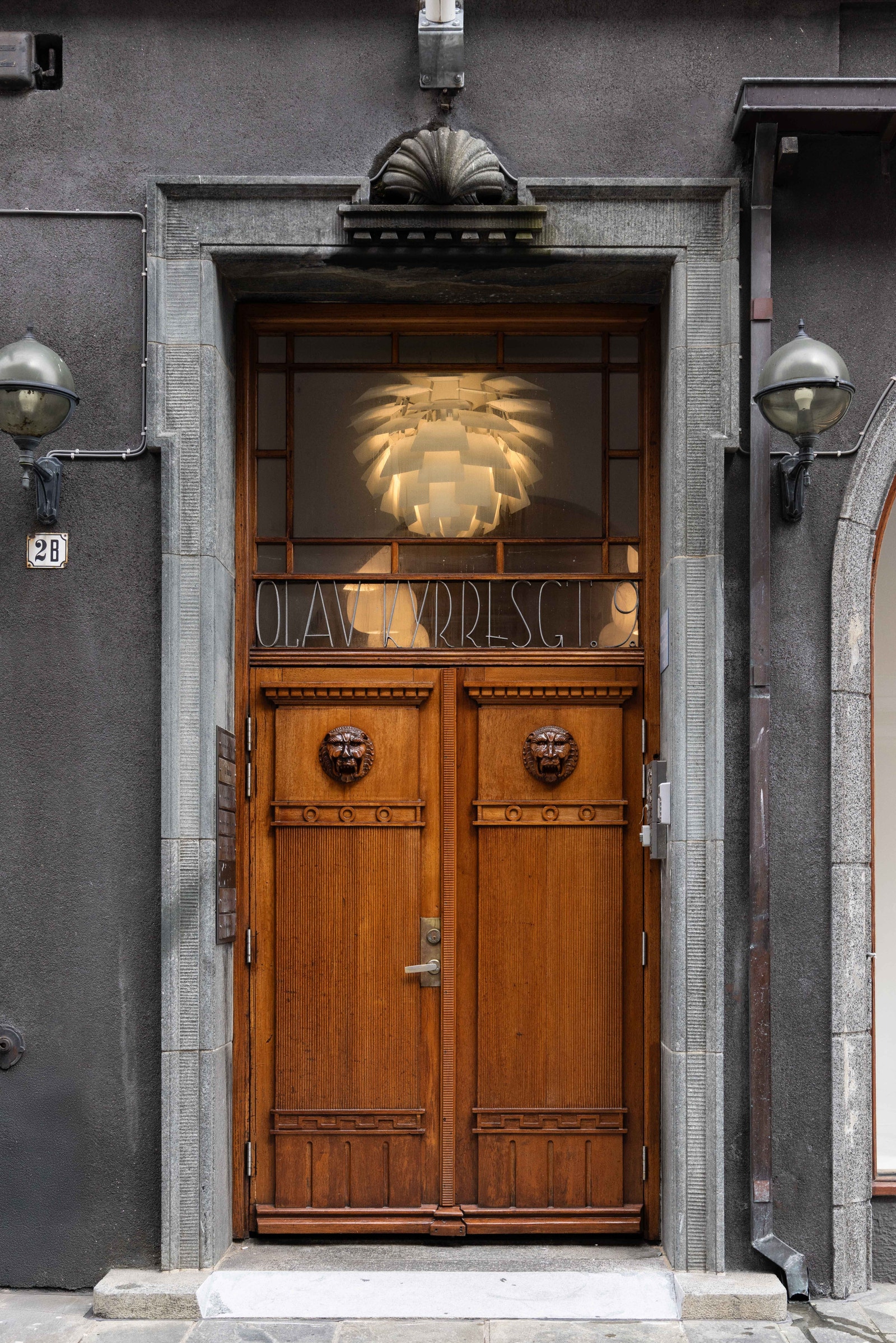 Et historisk inngangsparti Galleribilde