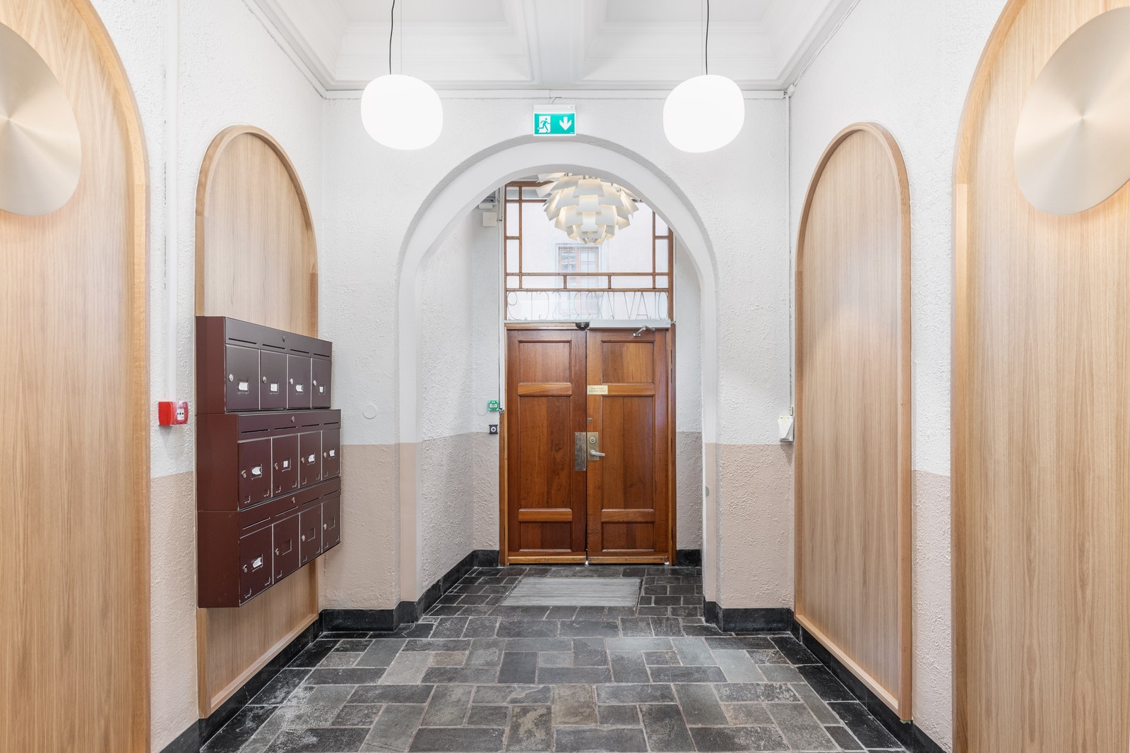 Starvhusgaten 2b, inngangsparti Galleribilde