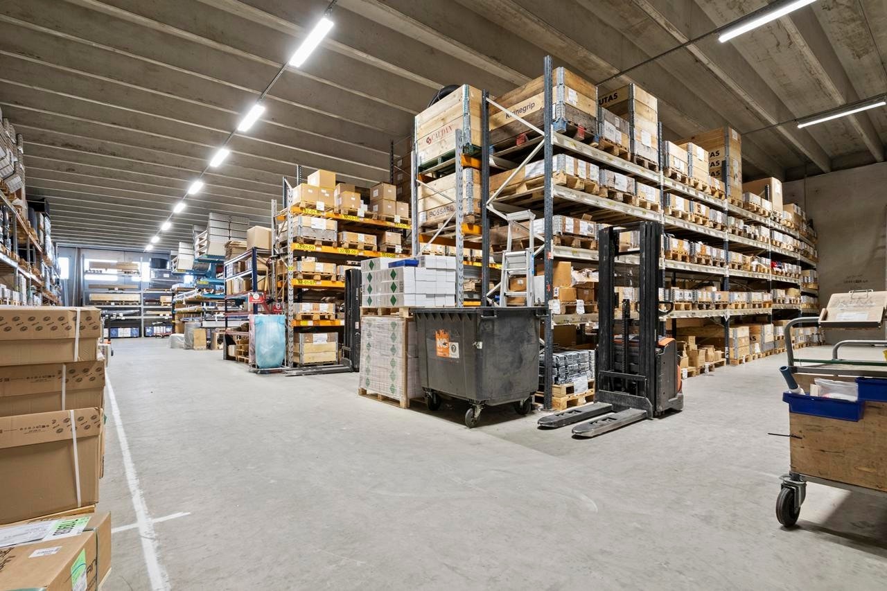 Lager og produksjonsarealer Galleribilde