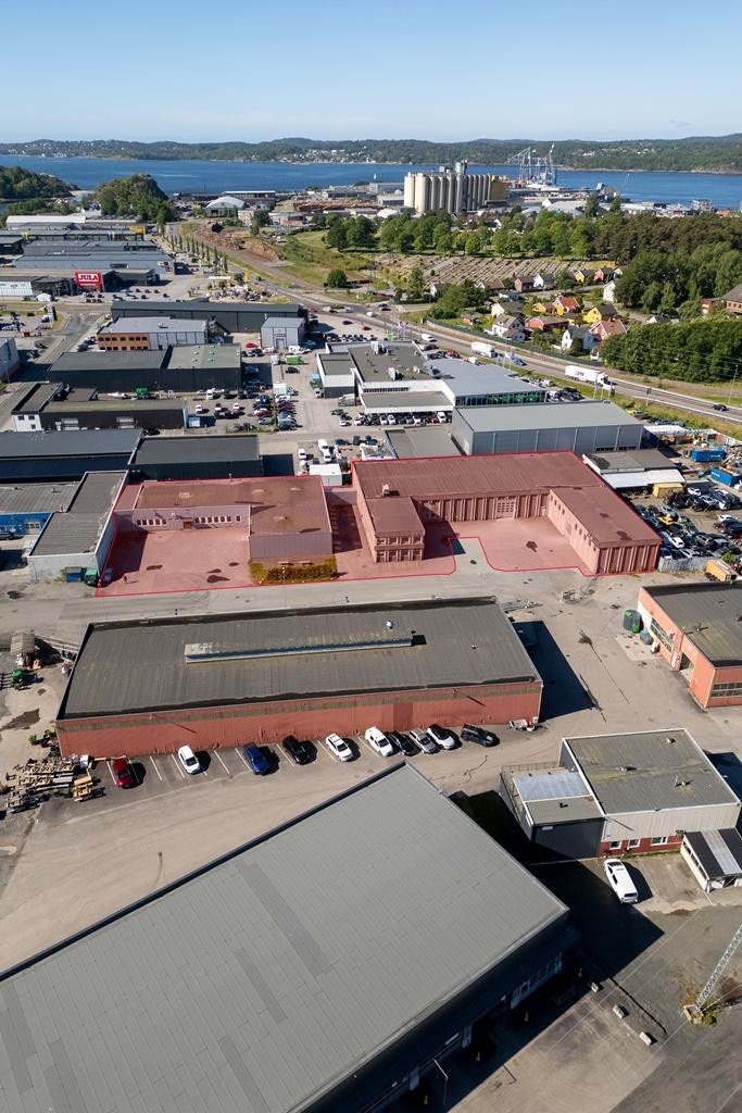 3681 kvm eiet tomt. Galleribilde