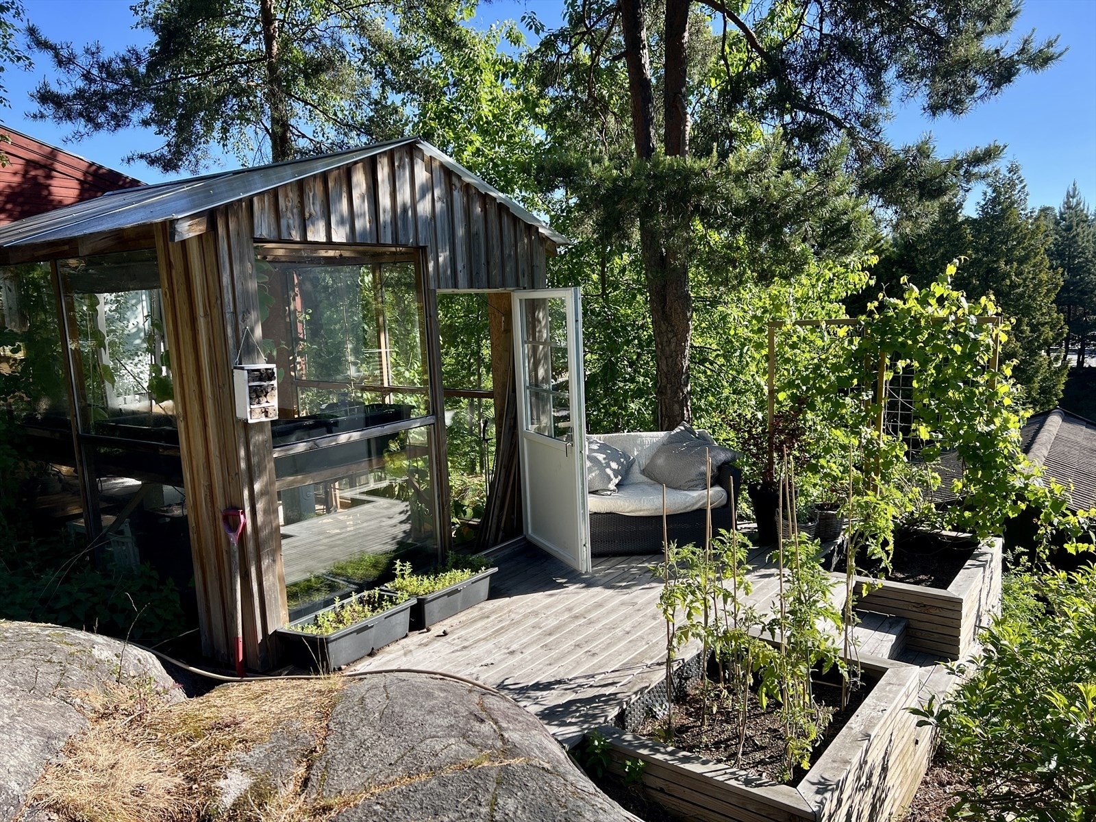Meget sentral og attraktiv beliggenhet på Nesoddtangen. Galleribilde