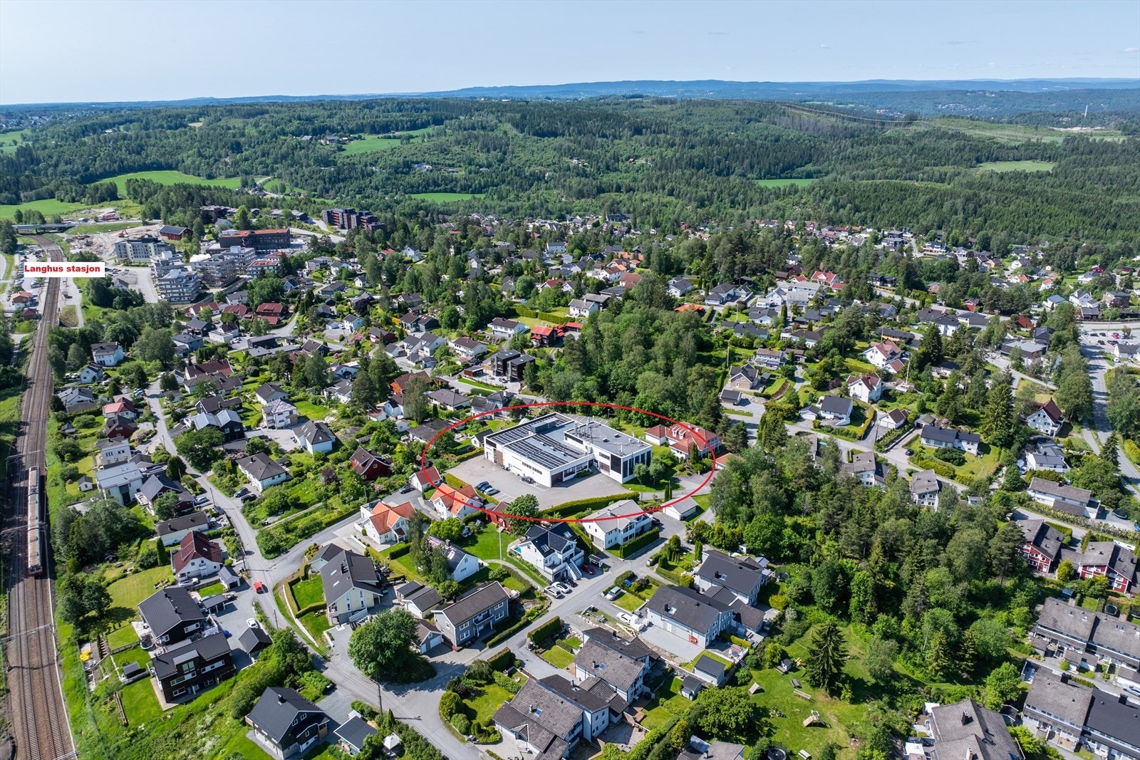 Gangavstand til Langhus stasjon Galleribilde
