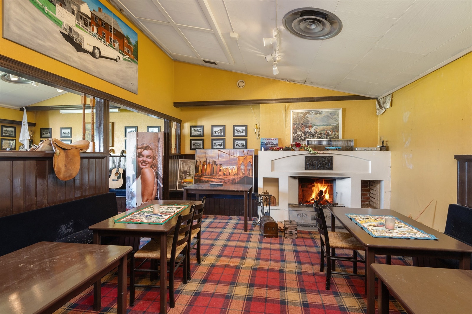 Verken pub- eller restaurant har vært drevet permanent i løpet av de siste tre-fire årene. Galleribilde