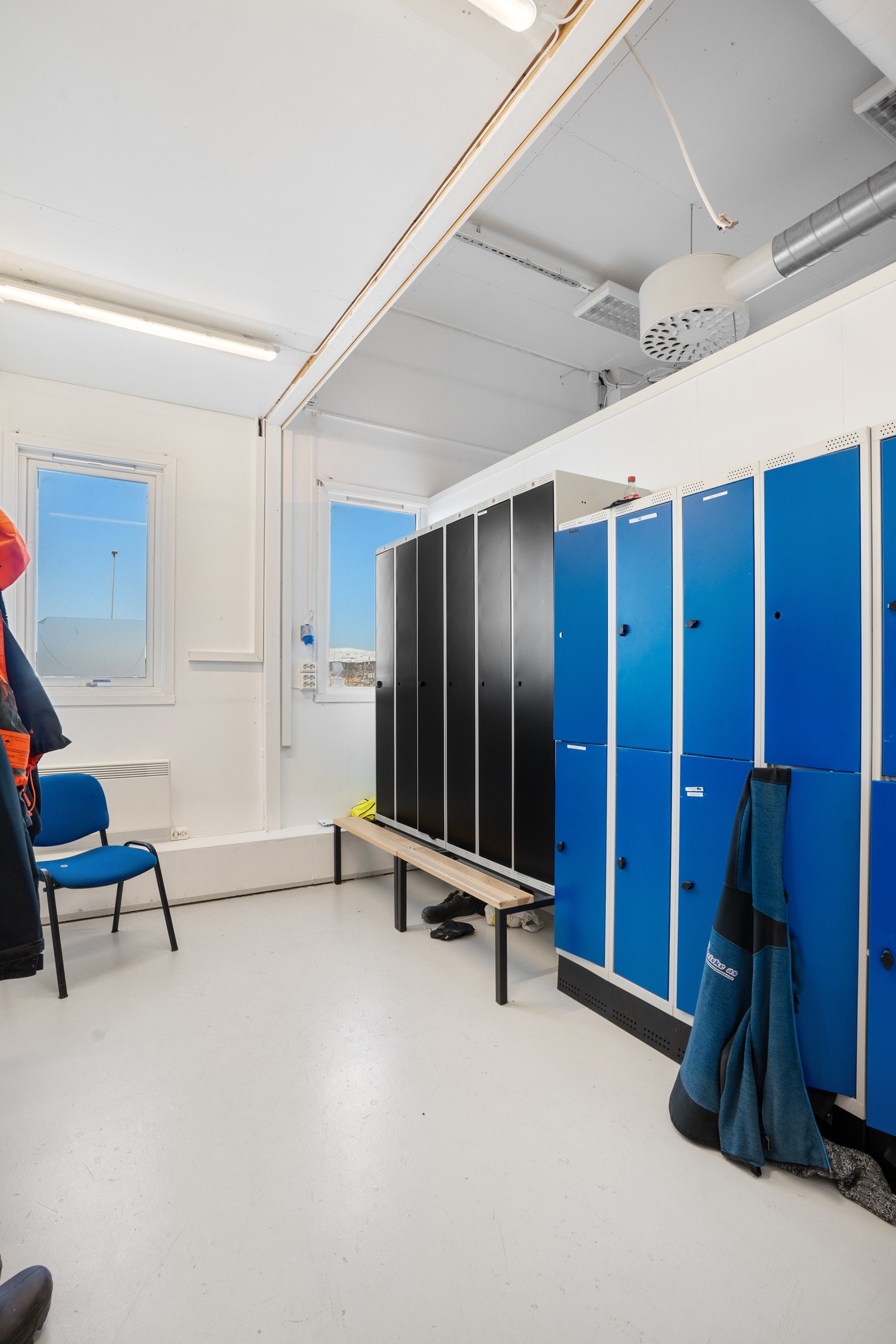 Garderobe Galleribilde