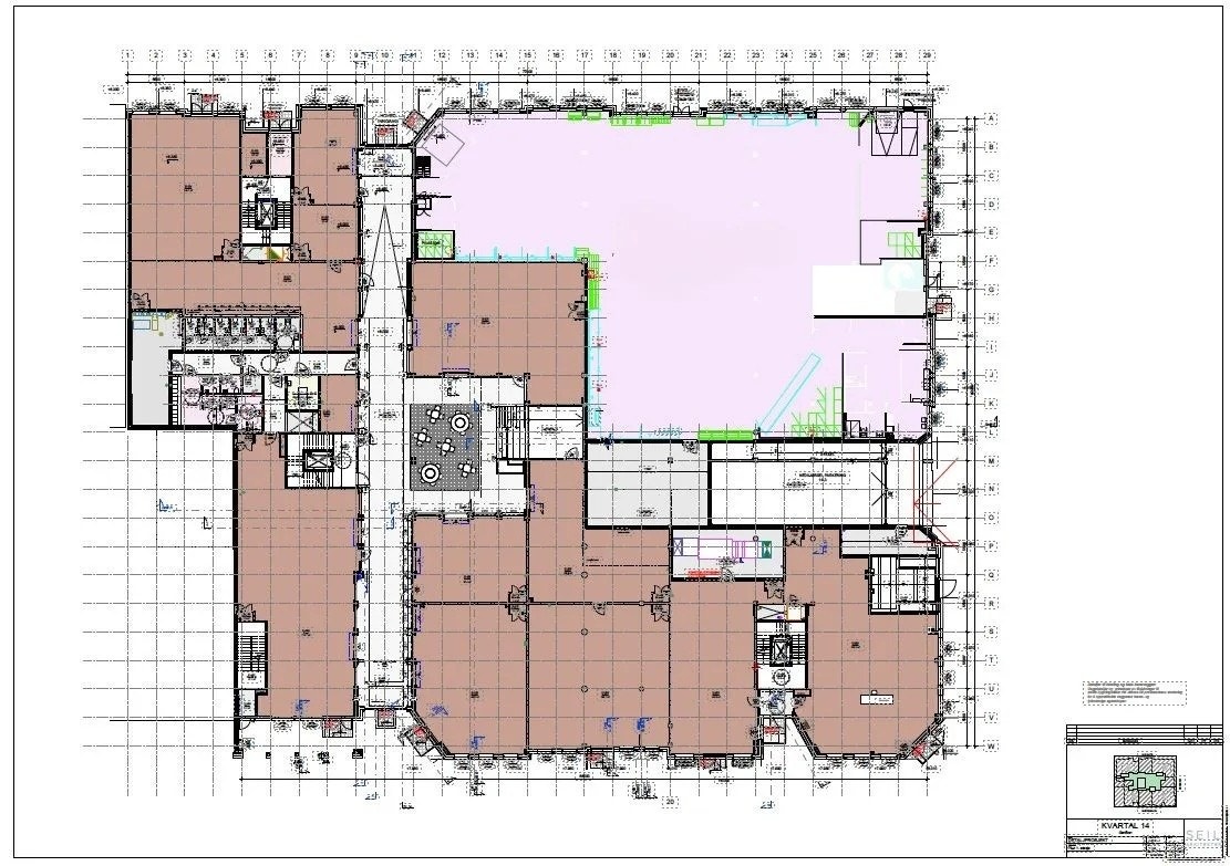 Plantegning som viser lokalene i første etasje. Rosa område blir Kiwi-butikk. Galleribilde