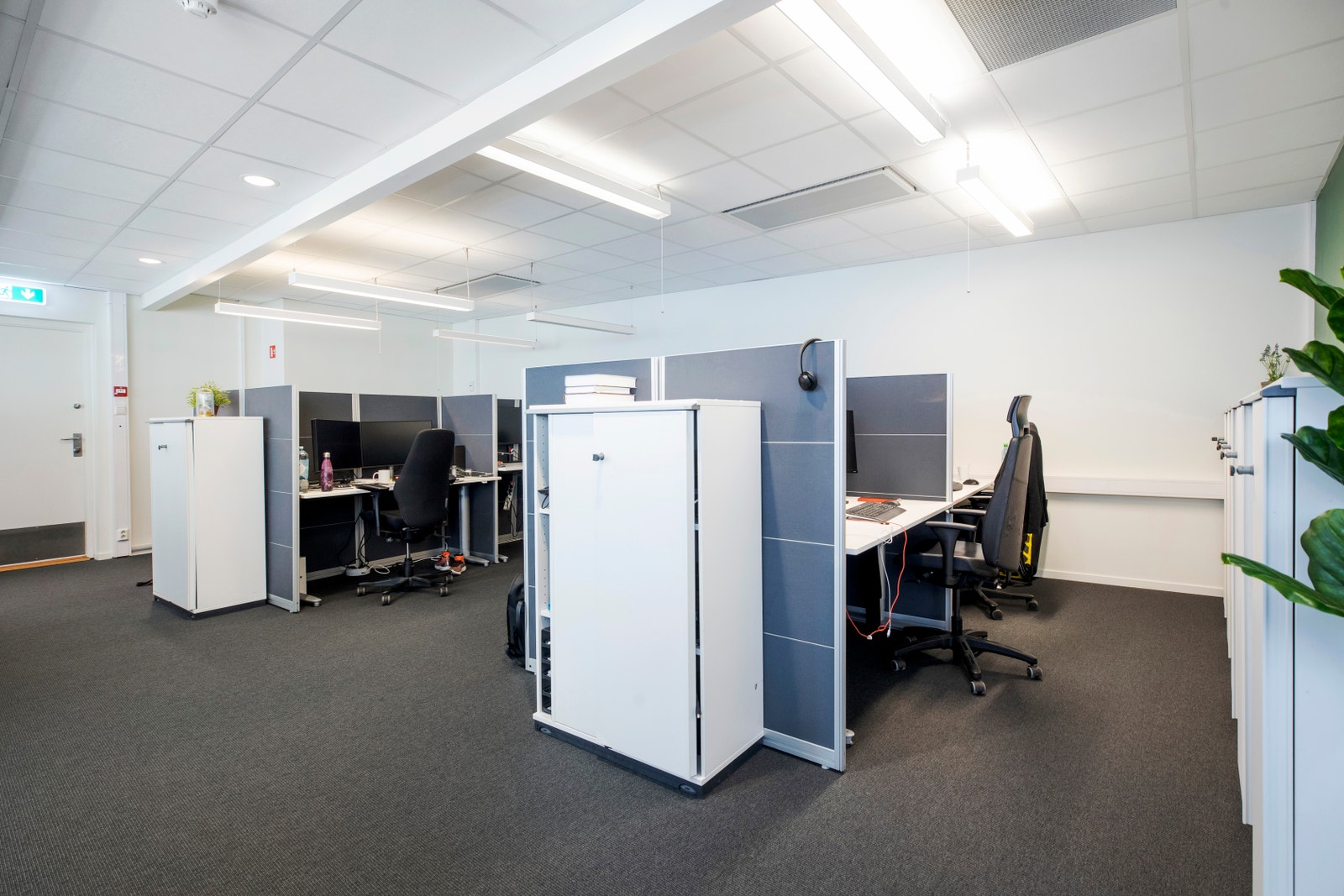 Åpne og lyse lokaler. Galleribilde