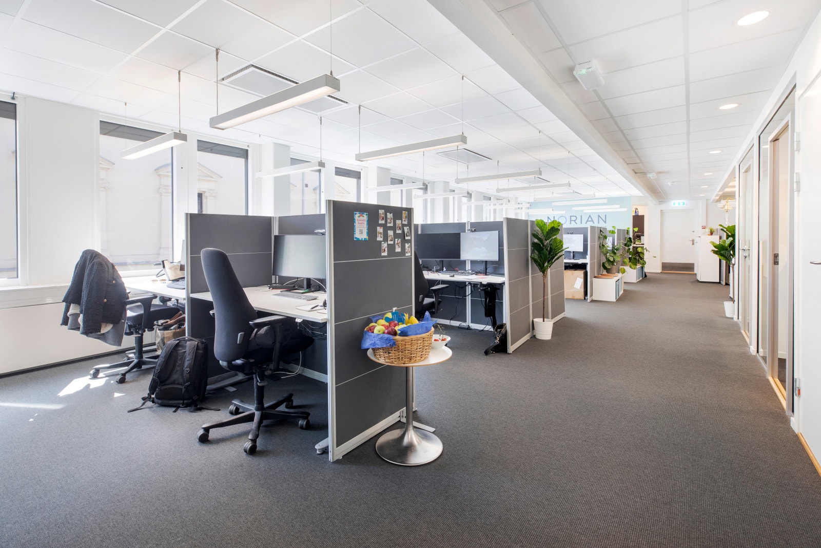 Åpne og lyse lokaler. Galleribilde