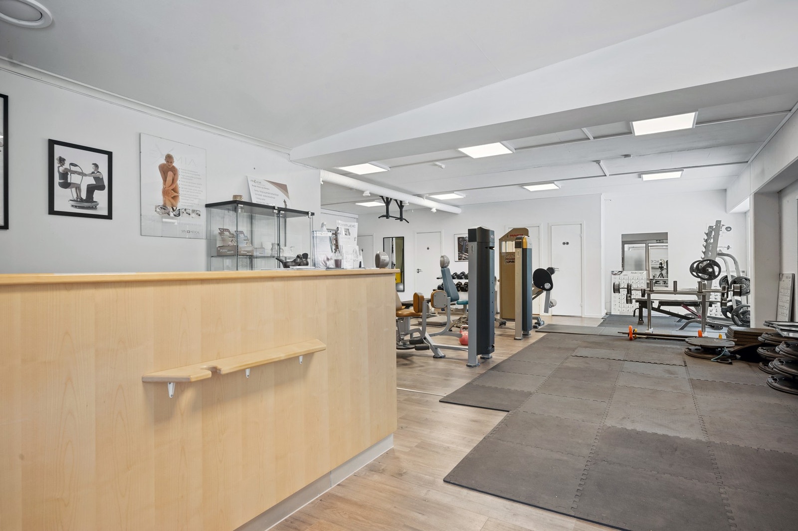 Resepsjonsområdet i treningsstudio Galleribilde