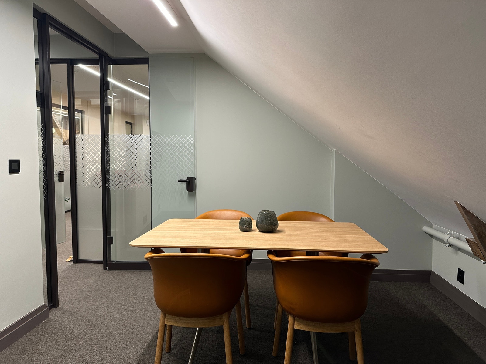 Telegrafen - møterom med plass til 4 personer. Galleribilde