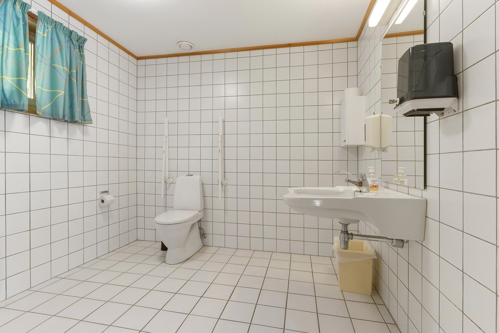 Toalett i hovedetasje Galleribilde