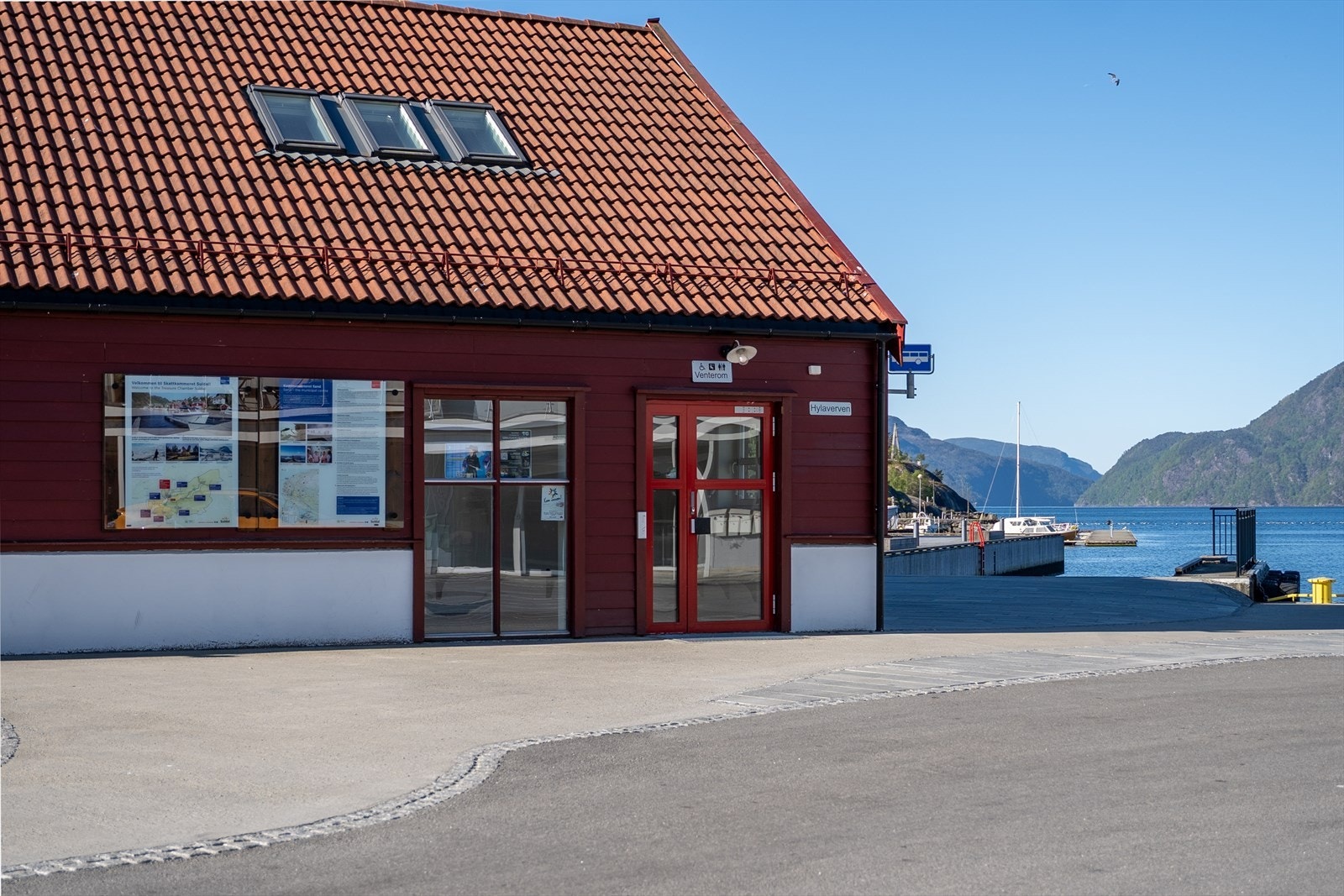 Venterom + wc er leid ut Galleribilde