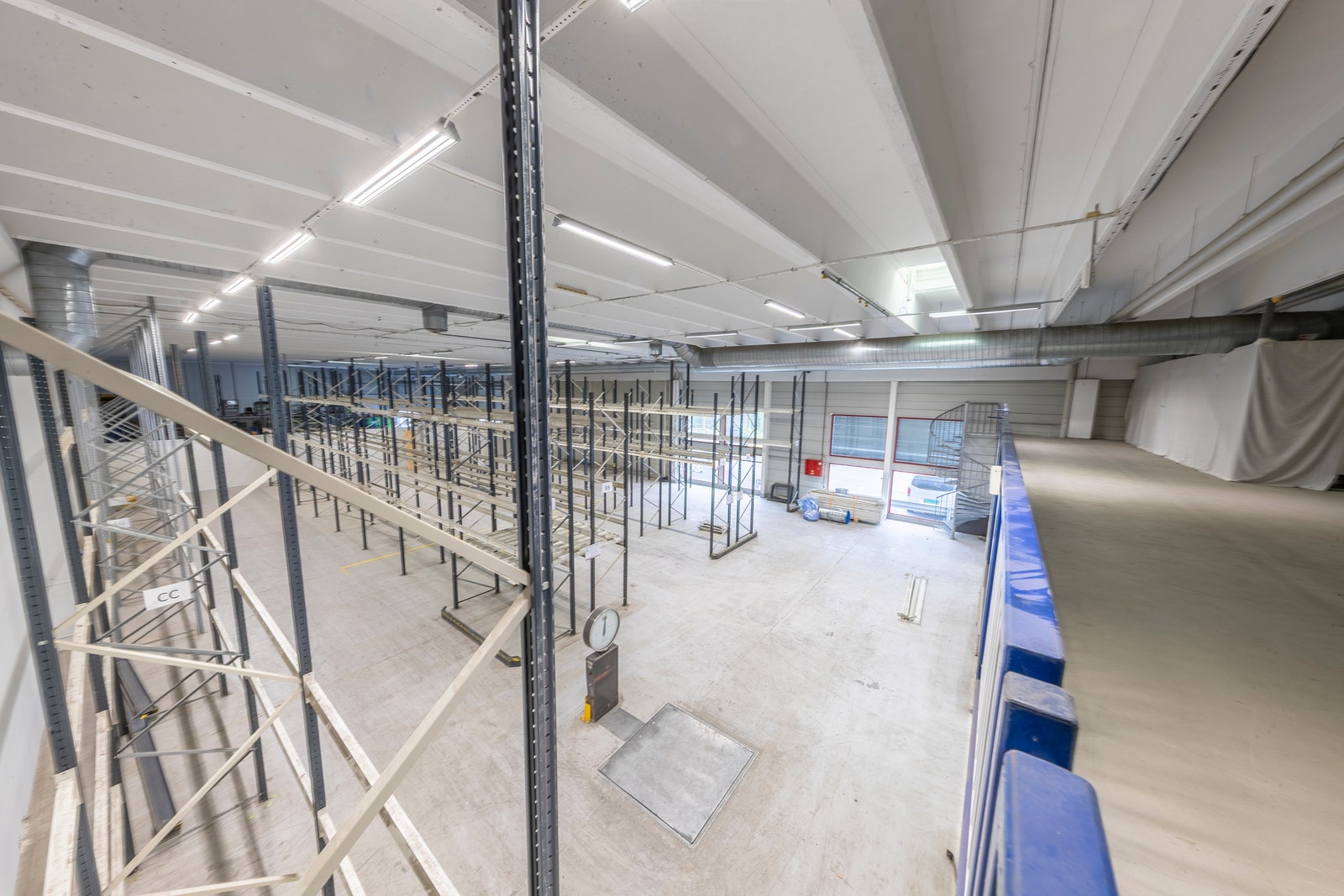 Lokalene har ca. 750kvm lager Galleribilde