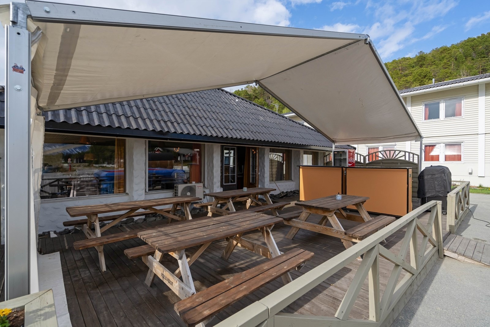 Uteområdet Galleribilde