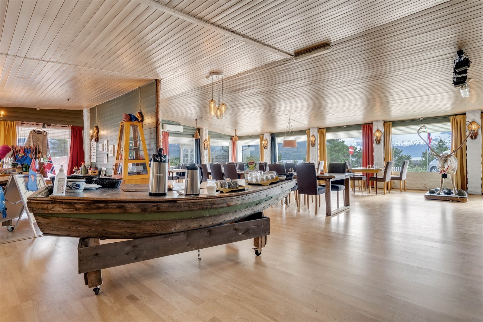 Samishop ved resepsjonen Galleribilde