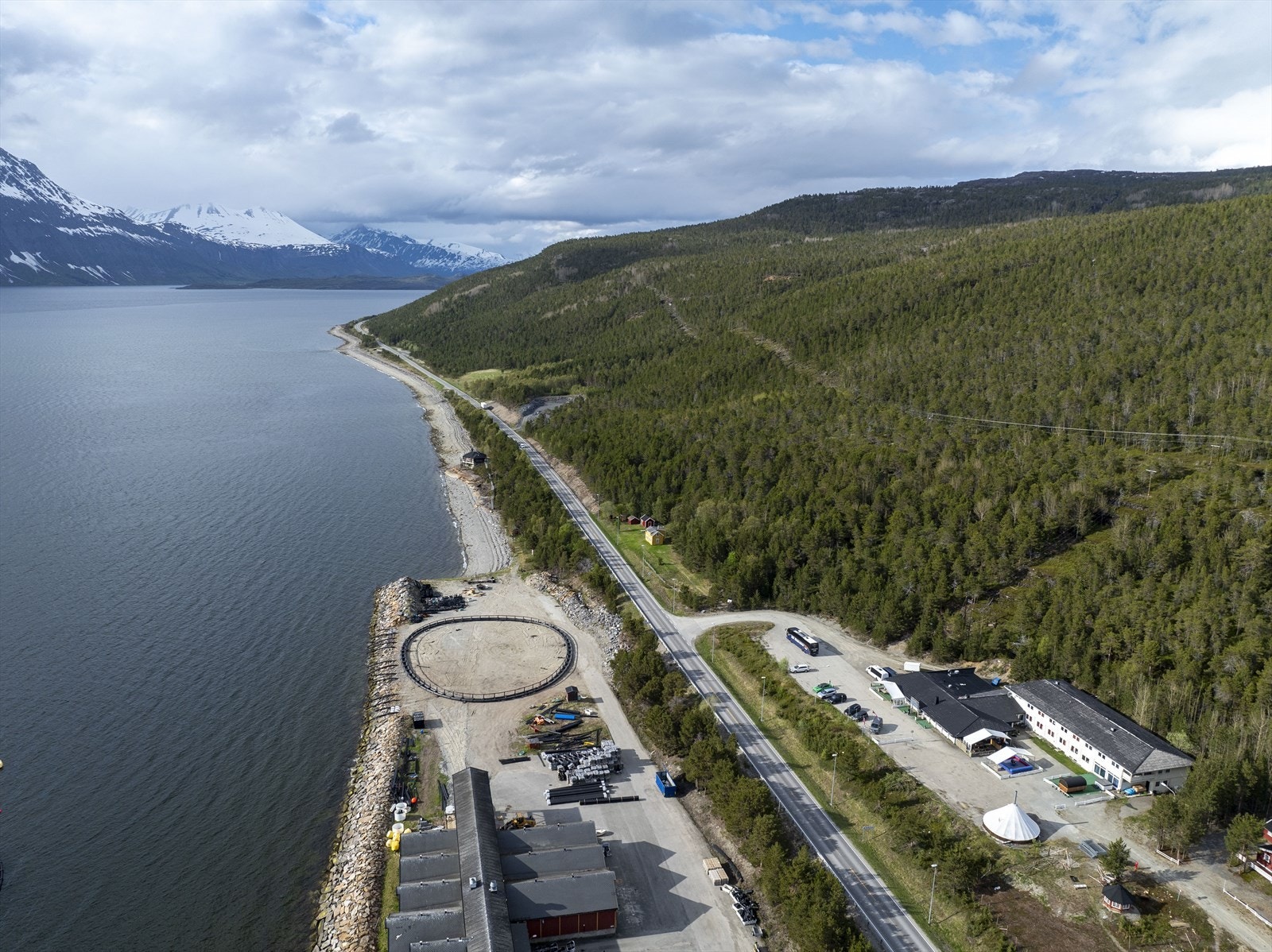 veien nordover mot Alta Galleribilde