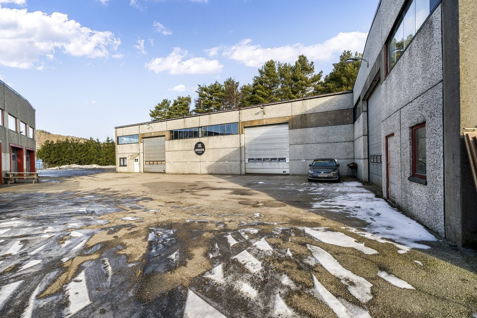 Ute Galleribilde