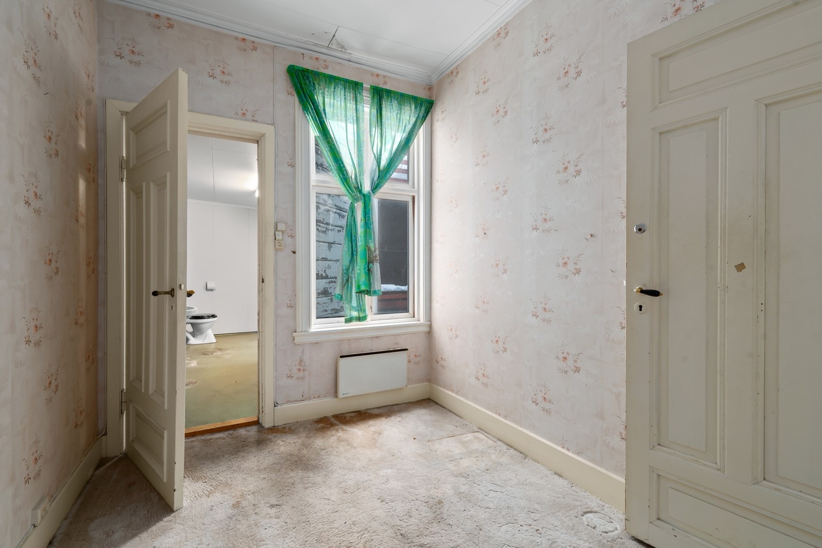 Soverom med tilgang til bad/wc Galleribilde