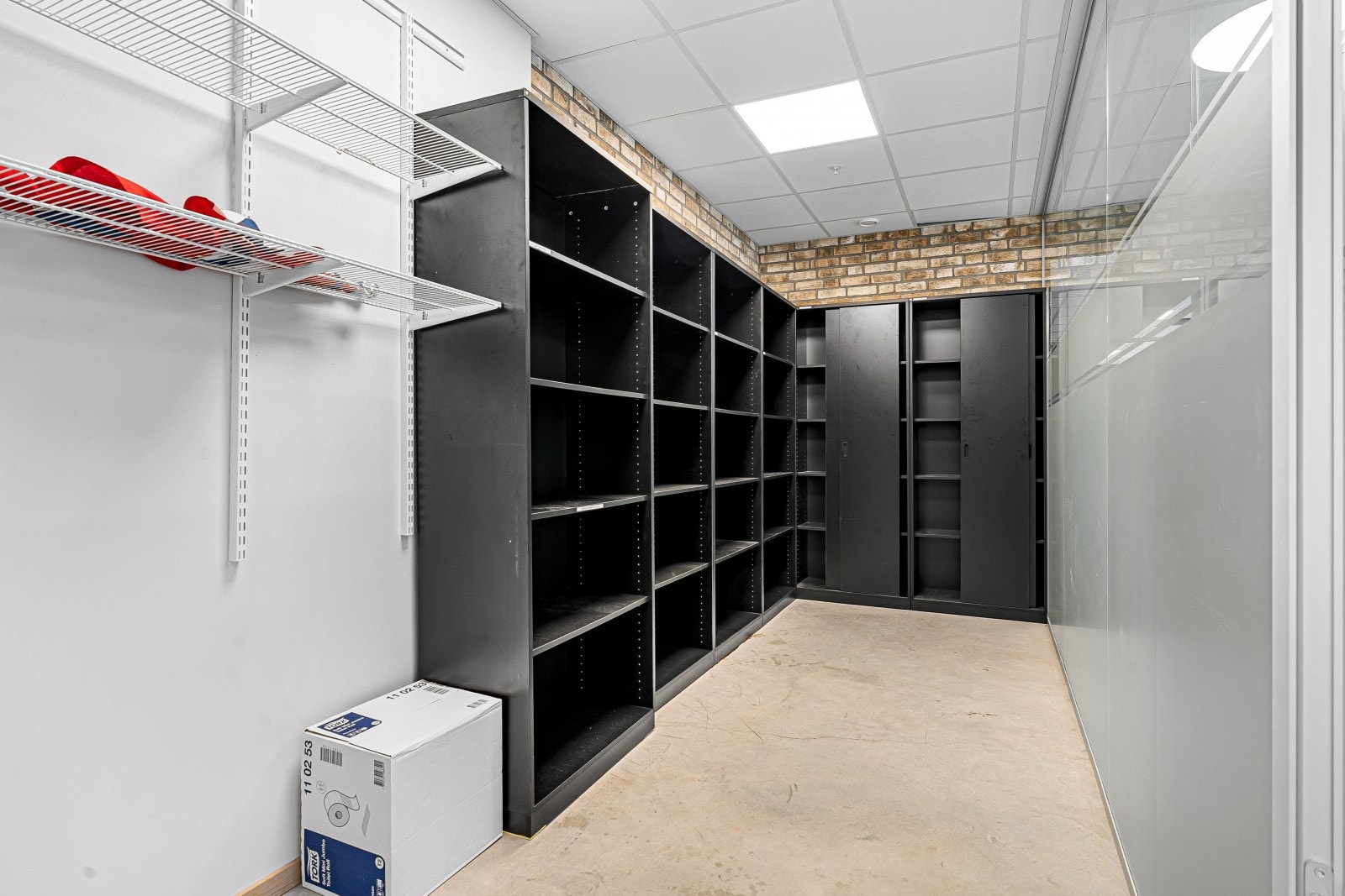 arkiv/garderobe Galleribilde