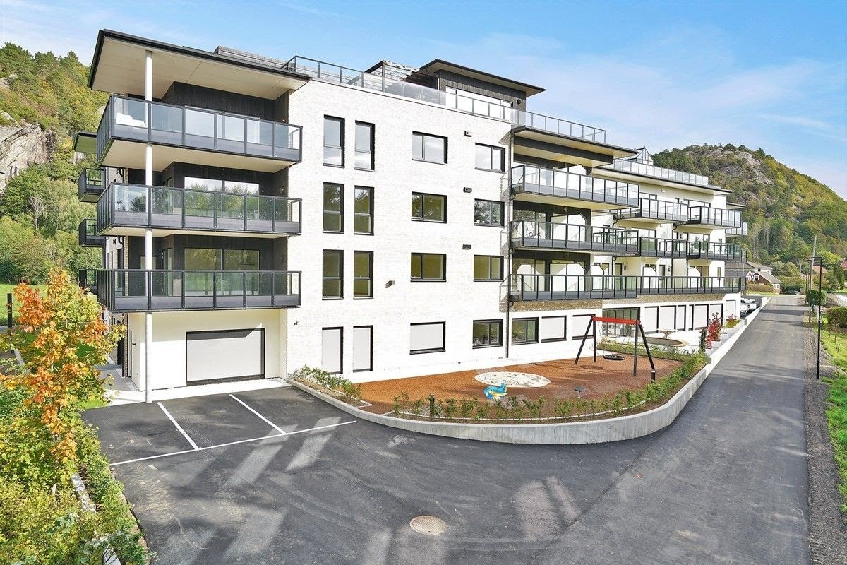 Flotte uteområder og parkeringsplasser med direkte adkomst til kontorene Galleribilde