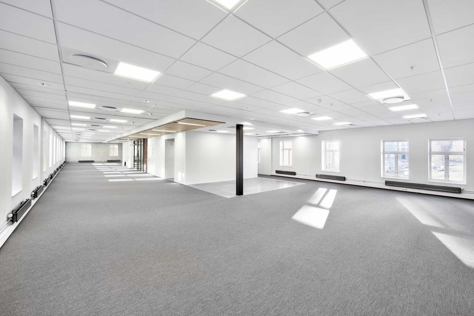 Lokalet er i dag inndelt i cellekontorer, men kan åpnes opp dersom leietaker ønsker det Galleribilde