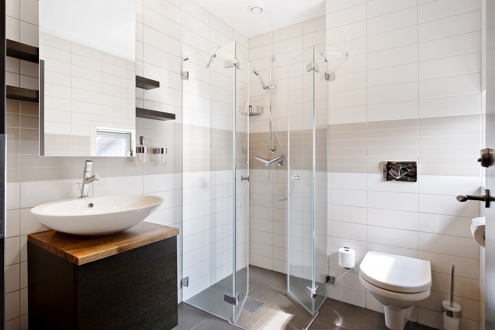 Bad IV, 2 etg Galleribilde