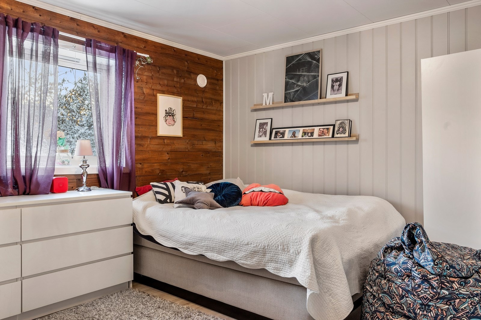 Soverom. Galleribilde