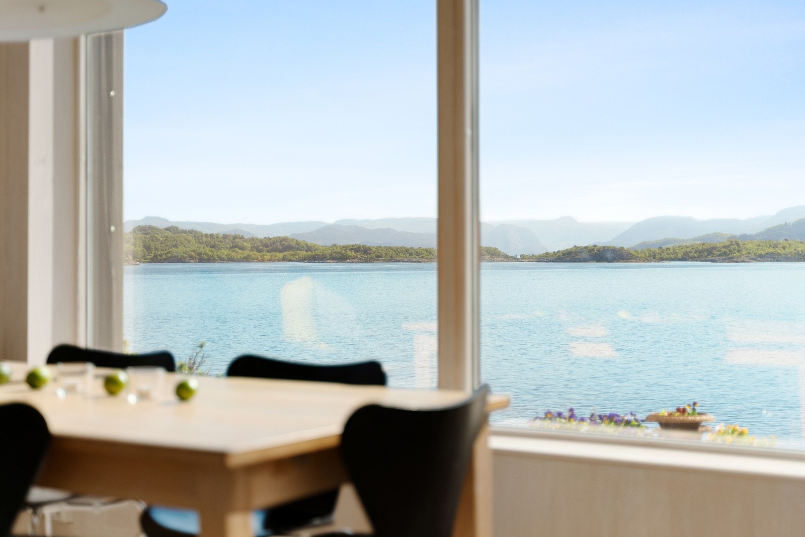 Nydelig ved spiseplassen Galleribilde