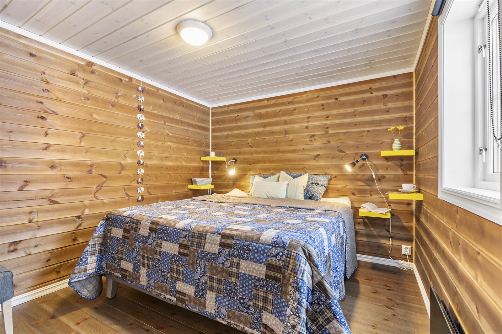 Romslig hovedsoverom på 9,9 kvm Galleribilde