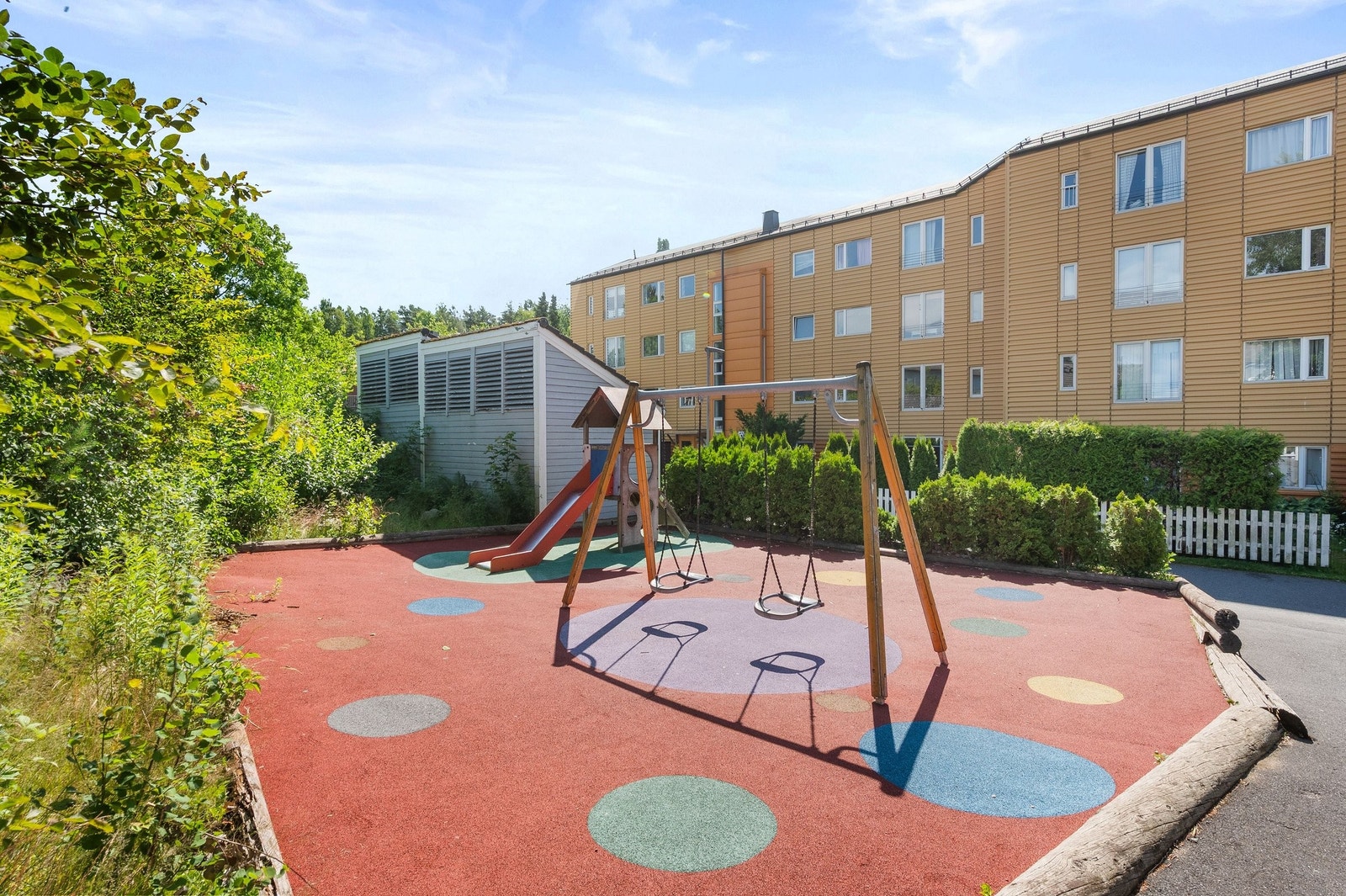 Uteområde Galleribilde