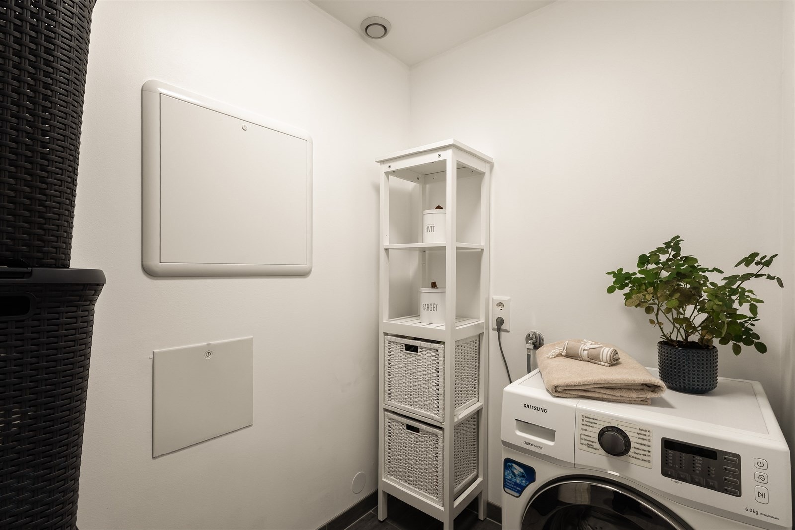 I tillegg til toalettet, har også dette rommet fliser på gulv. Galleribilde