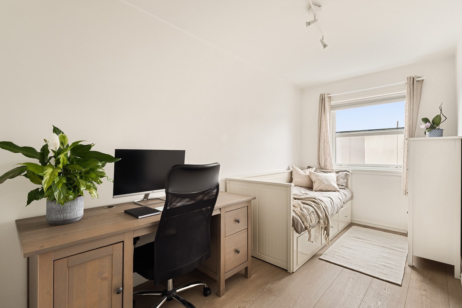 Soverom nr. 2 i leiligheten som er målt til 8,6 m². Galleribilde