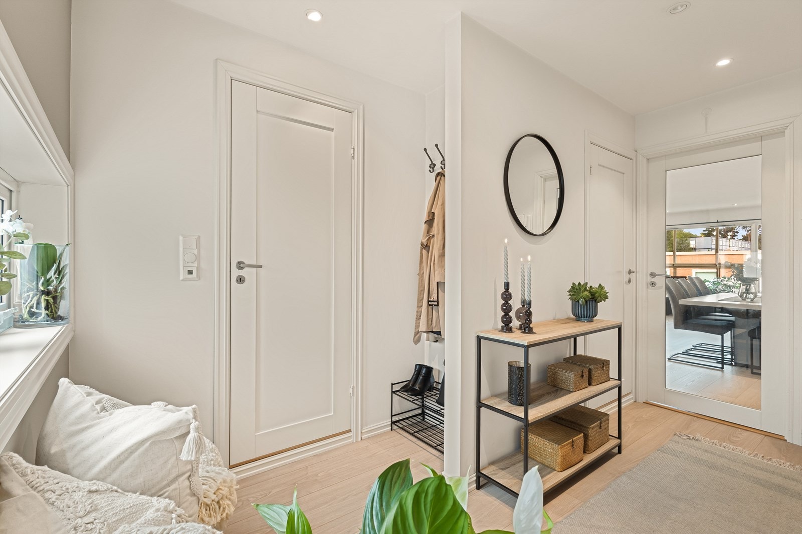 Selger opplyser at alle innvendige flater ble oppgradert i 2017 av tidligere eier. Galleribilde