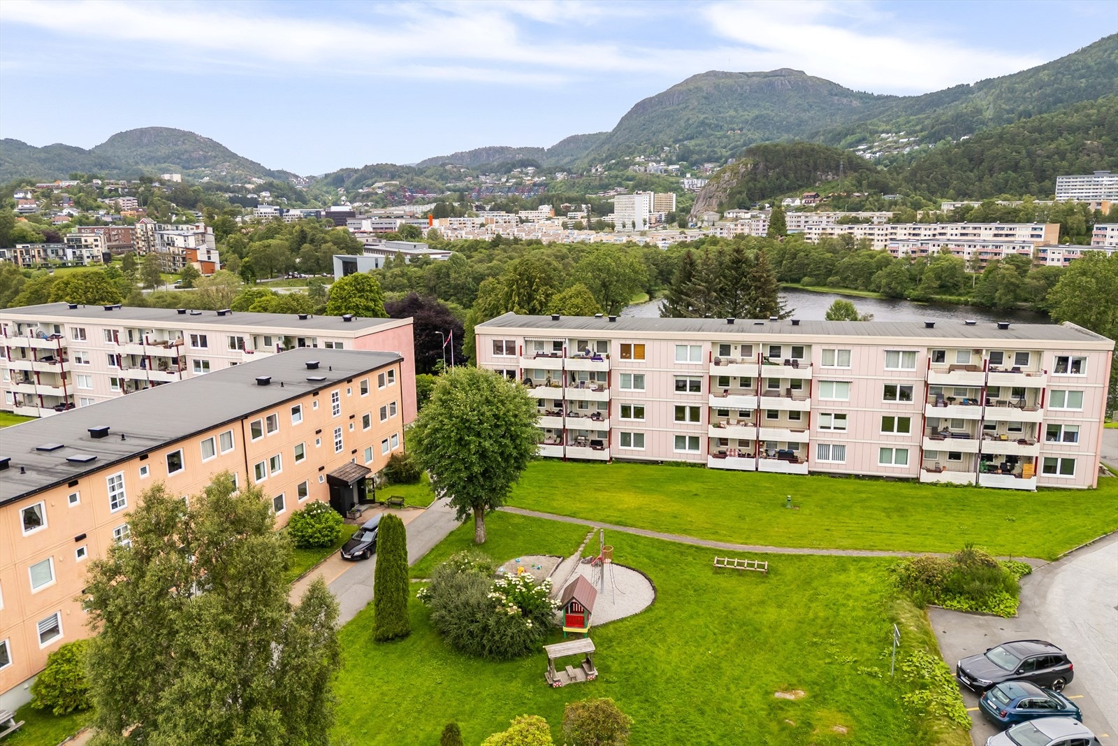 Borettslaget har flotte fellesarealer hvor både store og små vil trives Galleribilde