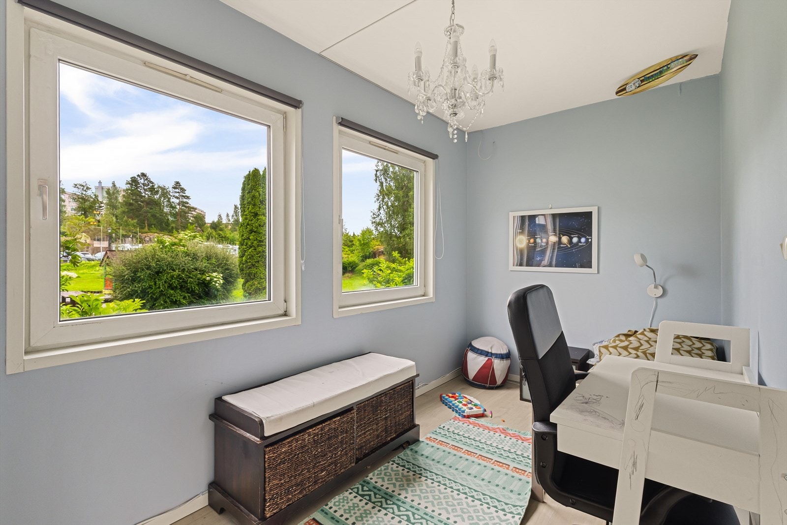 Soverom 2 har to vinduer Galleribilde