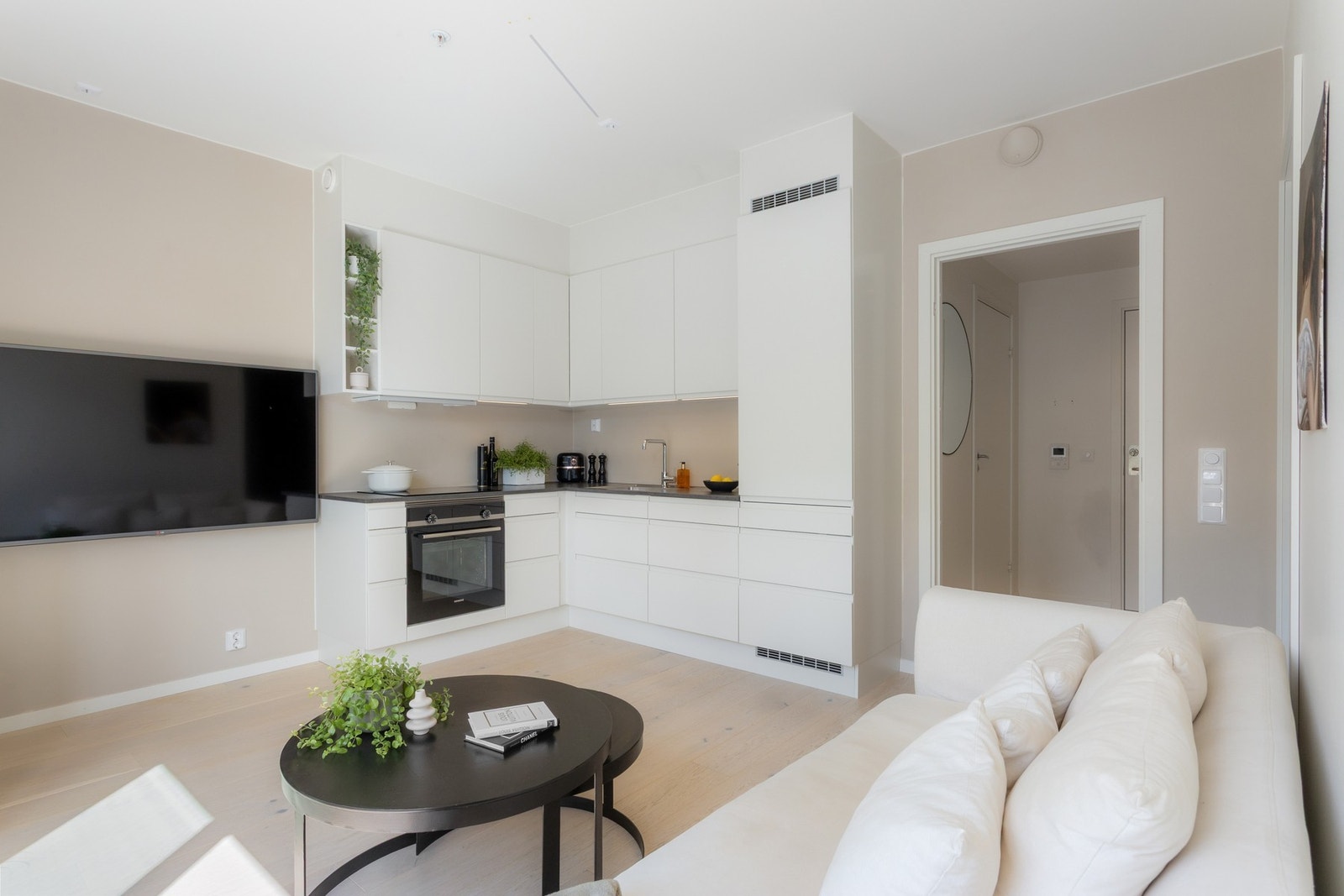 Leiligheten har en god planløsning og god takhøyde Galleribilde