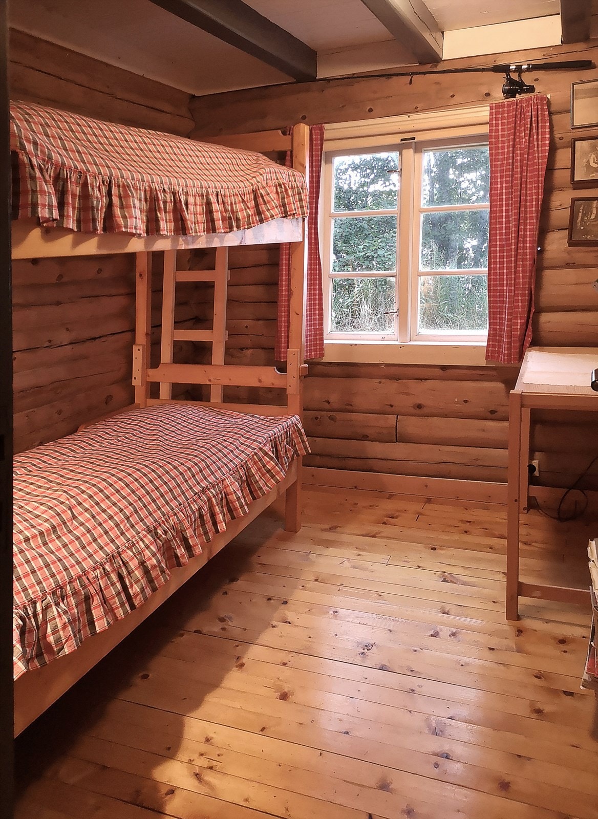 Selgers eget album: Soverom 2 Galleribilde