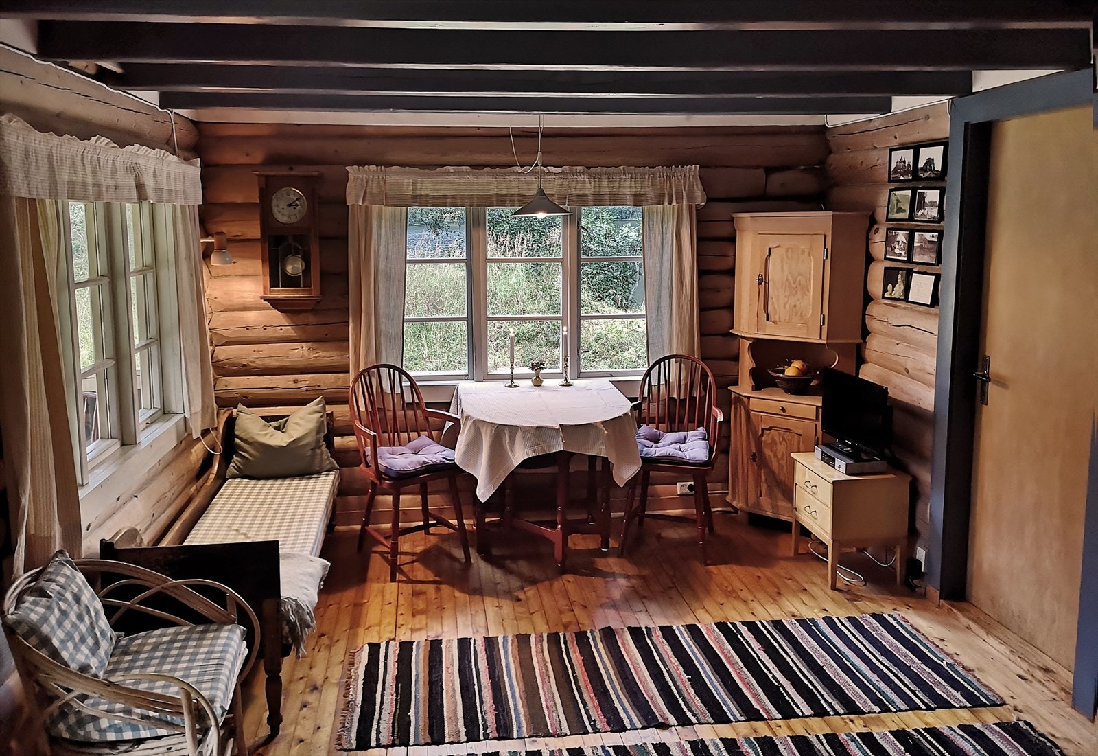 Selgers eget album: Stue sommerkveld Galleribilde