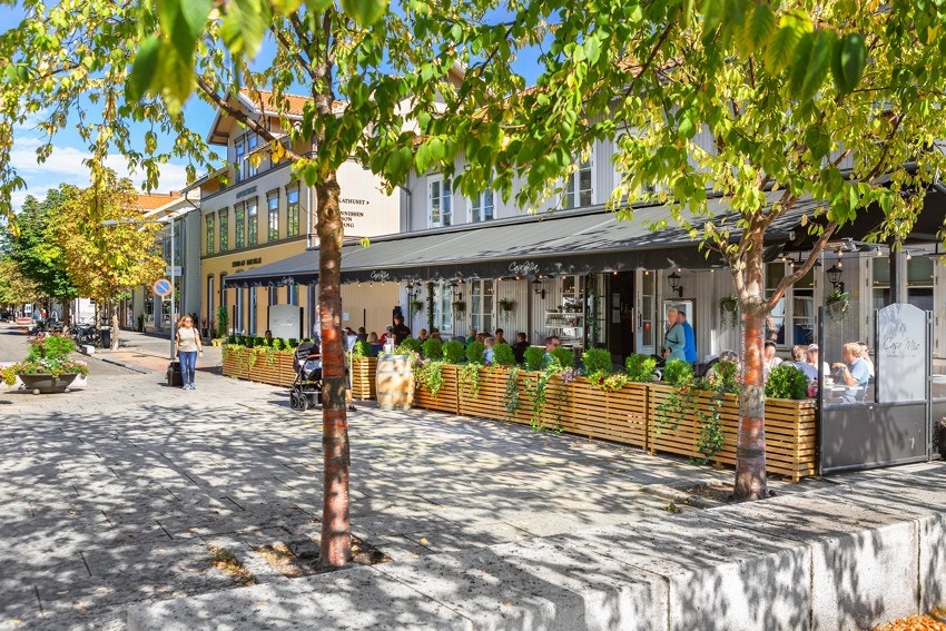 I Lillestrøm sentrum er det flere populære restauranter og serveringssteder. Casa Mia, Mirabel og Chi for å nevne noen. Galleribilde