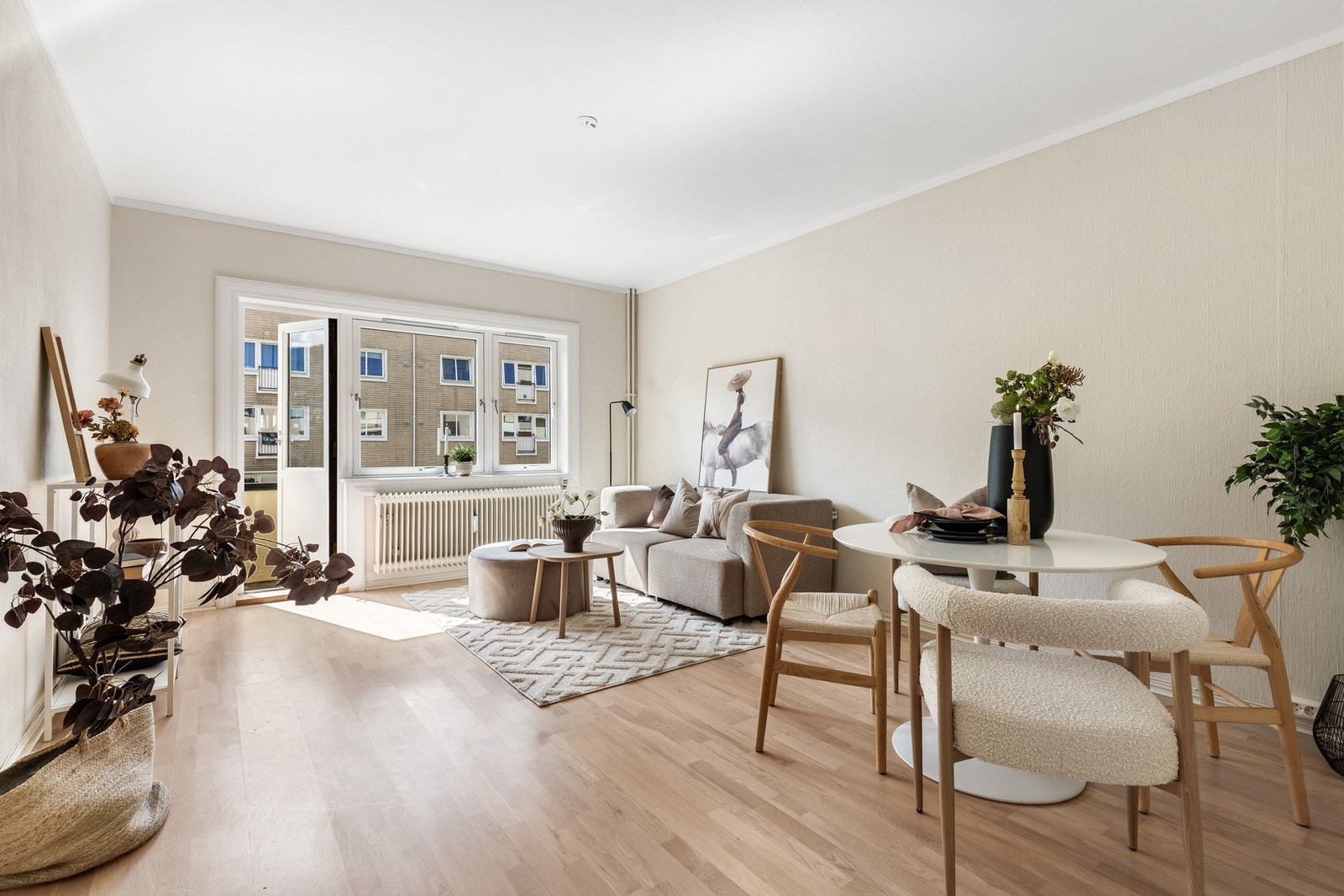 Privatmegleren ved Svein Liavaag har gleden av å presentere Rynnings gate 2E Galleribilde